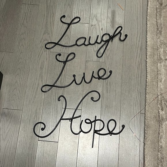 Metal Words in Cursive Live Laugh Hope 6" High Christmas Home Decor - Picture 5 of 12